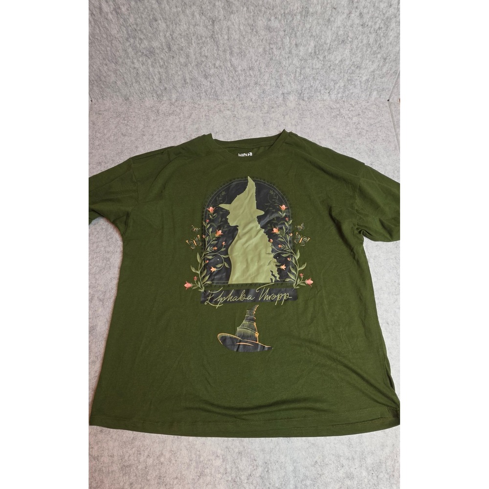 Wicked Movie Elphaba Thropp Graphic T-Shirt Olive Green Oversized Fit Medium